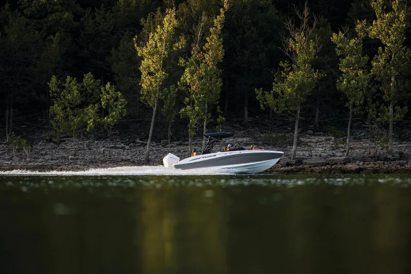 Slide: The Image of Tahoe 210 S Limited - 68