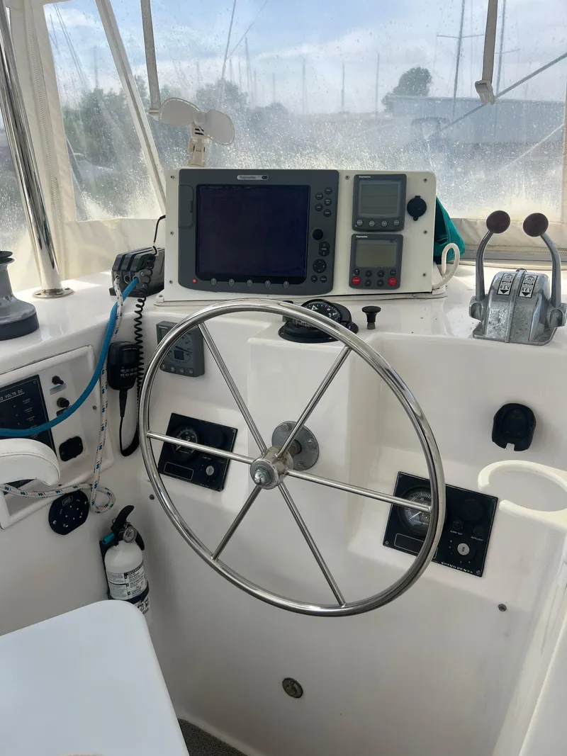 Slide: The Image of Endeavour EndeavourCat 36 2000 - 17