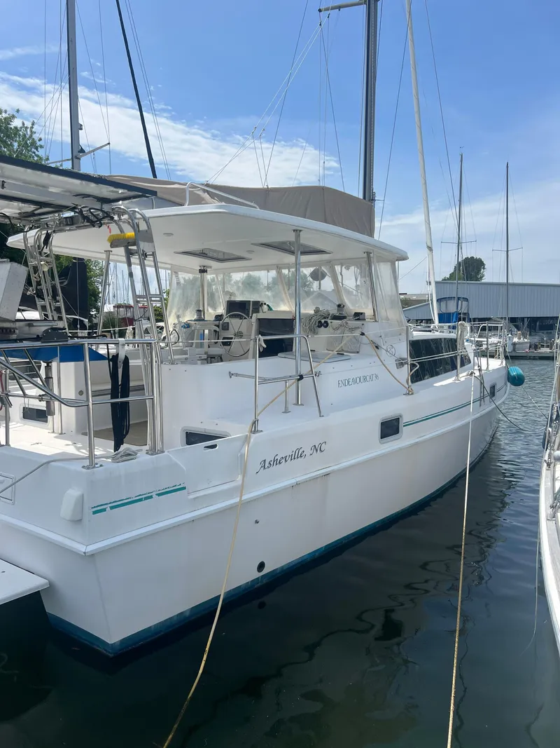 Slide: The Image of Endeavour EndeavourCat 36 2000 - 29