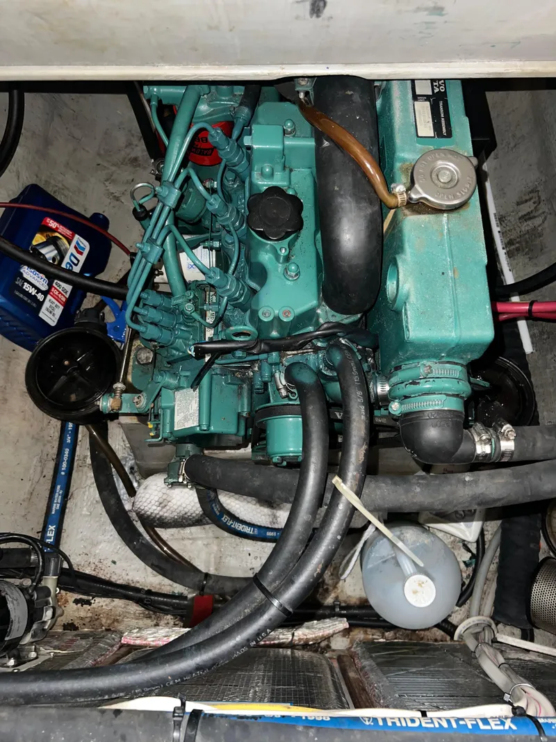 Slide: The Image of Endeavour EndeavourCat 36 2000 - 89