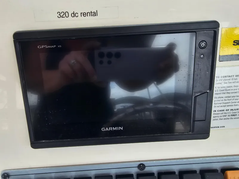 Slide: The Image of Garmin GPSMAP XS on 2021 Key West 239 DFS boat dashboard. - 14