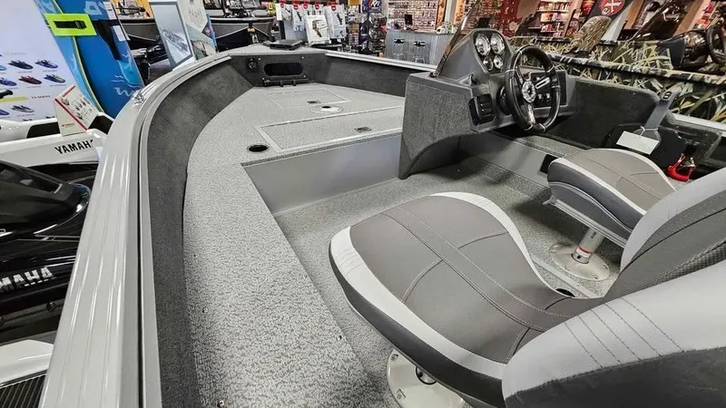 Slide: The Image of Starcraft Stealth 166 SC 2024 - 6