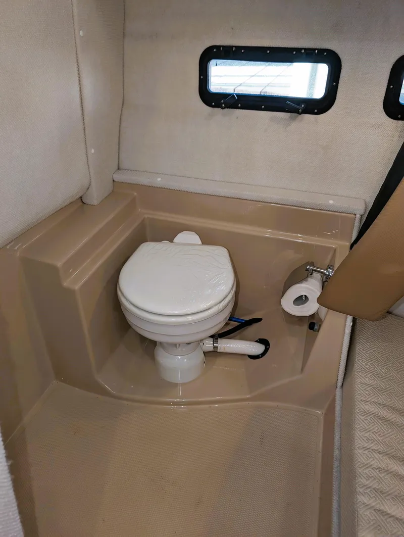 Slide: The Image of Ranger Tug R-31 CB 2018 - 25