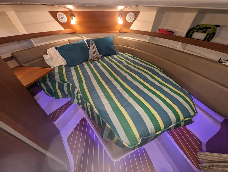 Slide: The Image of Ranger Tug R-31 CB 2018 - 46