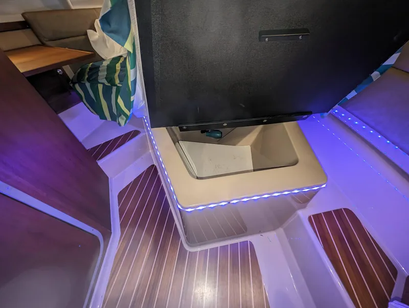 Slide: The Image of Ranger Tug R-31 CB 2018 - 47