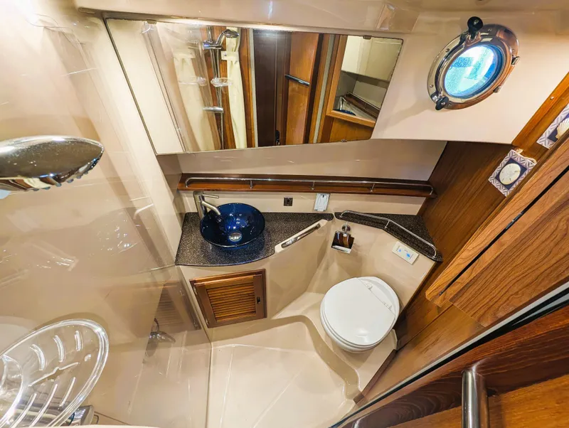 Slide: The Image of Ranger Tug R-31 CB 2018 - 53