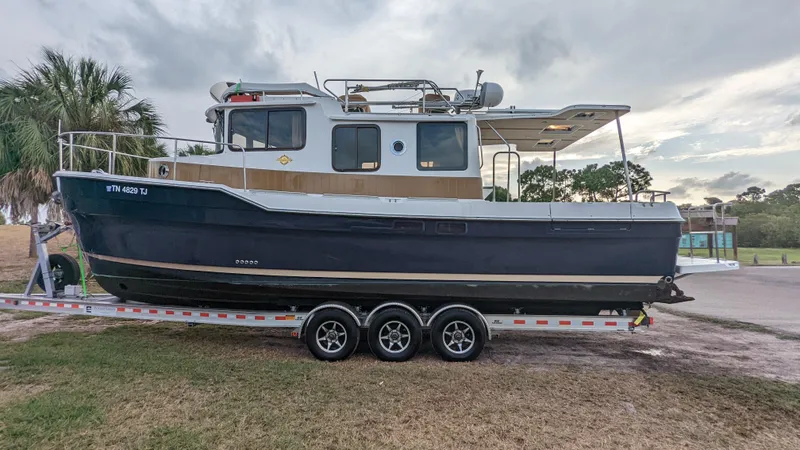 Slide: The Image of Ranger Tug R-31 CB 2018 - 64