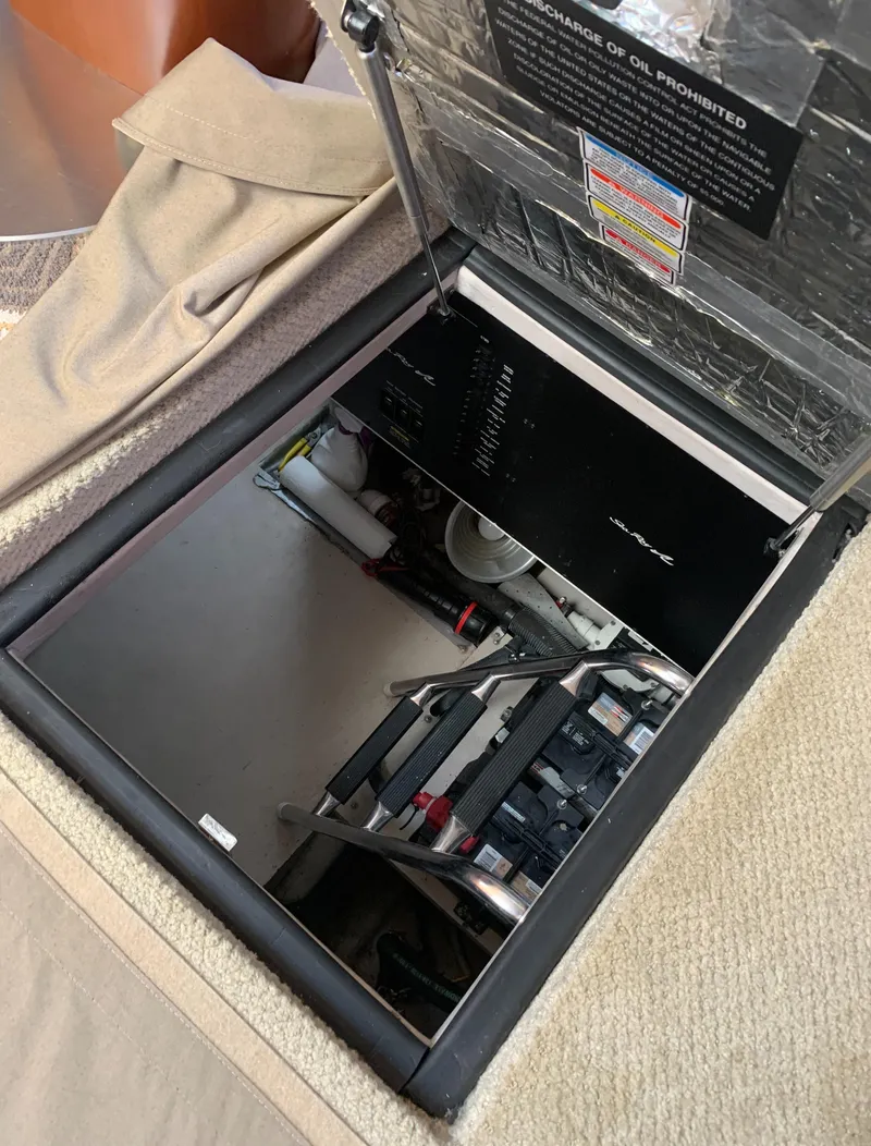 Slide: The Image of Engine compartment of a 2005 Sea Ray 390 Motor Yacht with open hatch. - 46