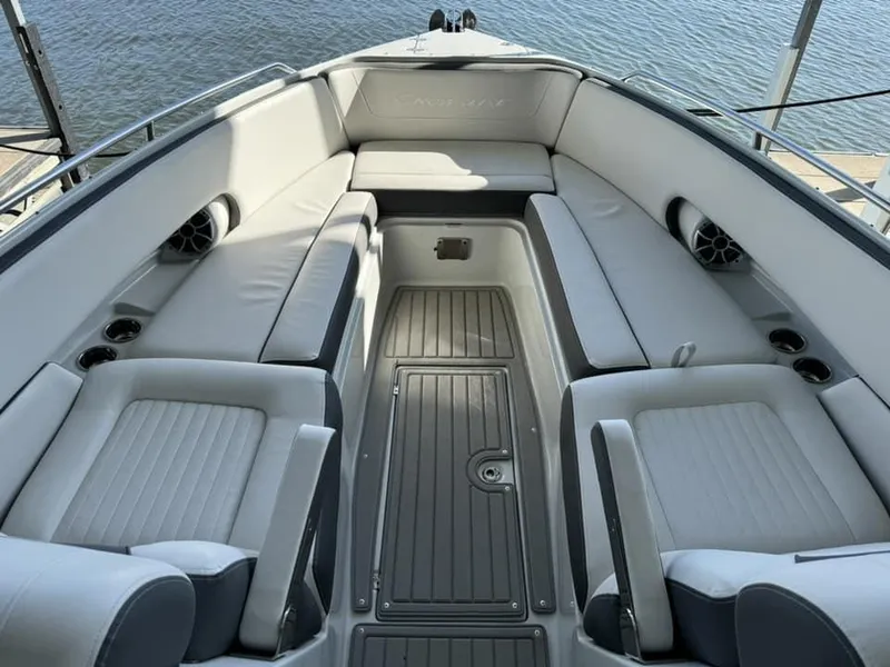 Slide: The Image of Crownline Boats 330 XSS 2025 - 12
