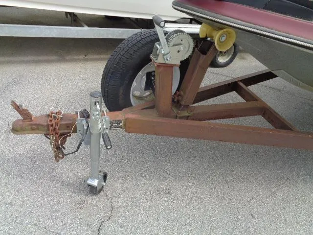Slide: The Image of 1987 Venture Bass Boat 18 trailer hitch and winch system. - 19