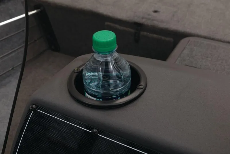 Slide: The Image of Tracker Bass Tracker Classic XL 2024 - 24