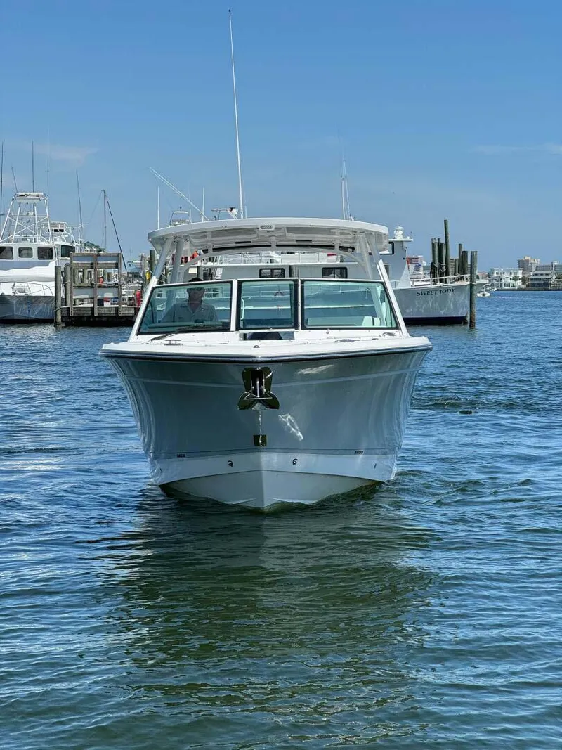Slide: The Image of 2024 Blackfin 302DC  GYS Trade  Bow - 29