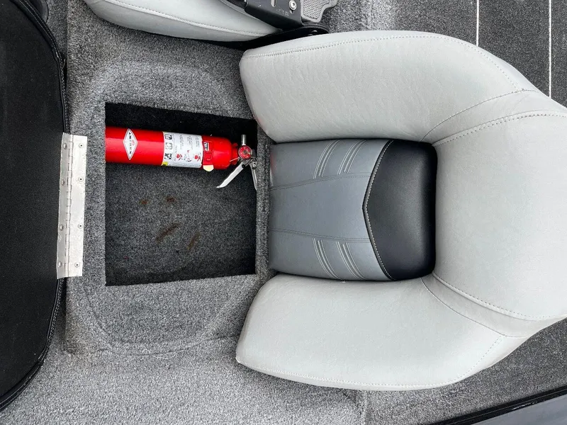 Slide: The Image of Fire extinguisher storage in 2018 Tracker Pro Team 190 boat. - 31