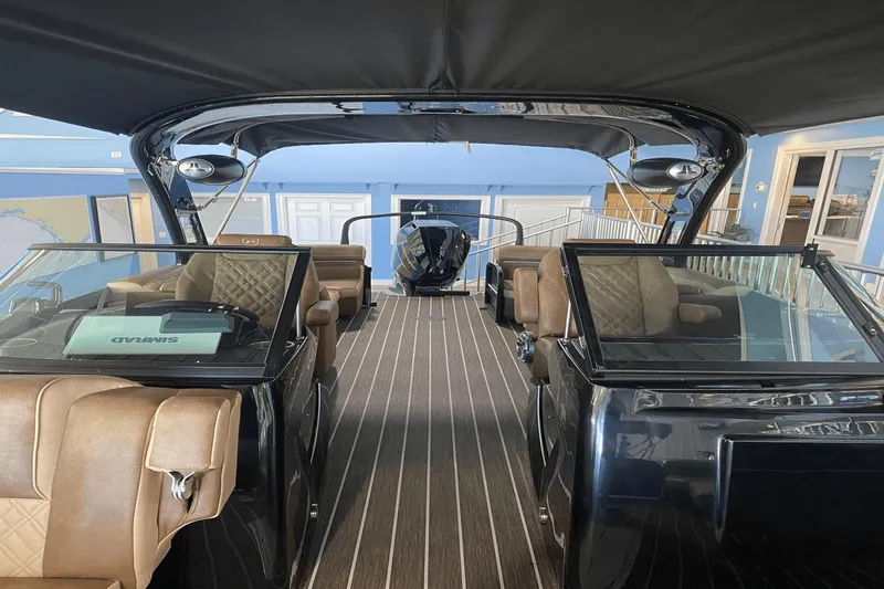 Slide: The Image of Premier 270 Super Sport 2025 - 12