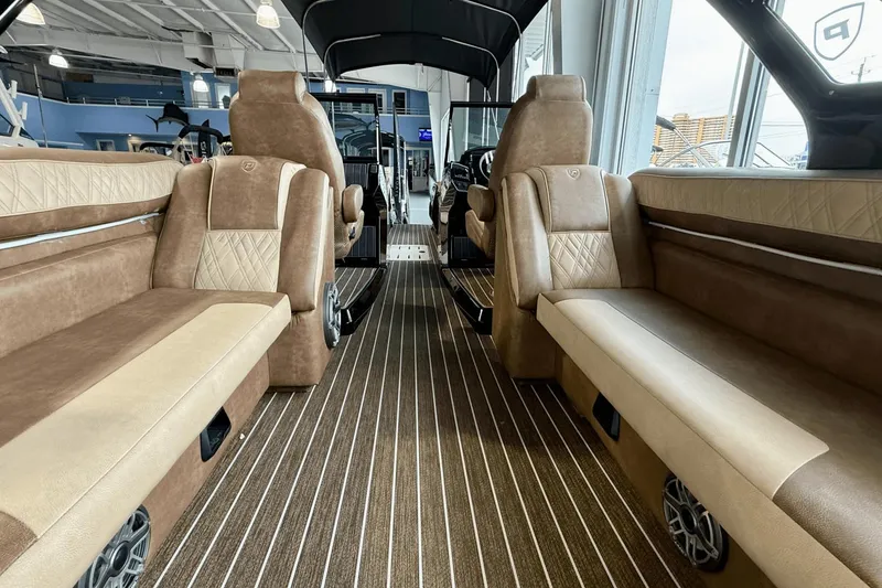 Slide: The Image of Premier 270 Super Sport 2025 - 5