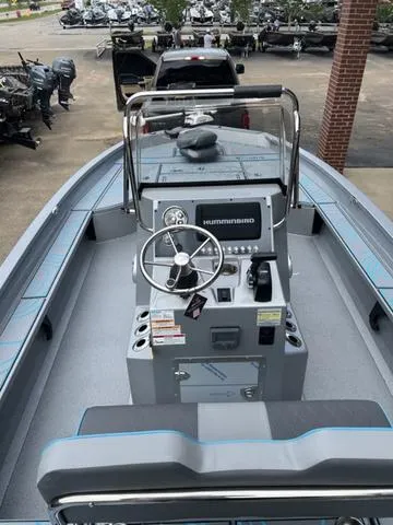 Slide: The Image of Xpress X23B Lounge 2025 - 17