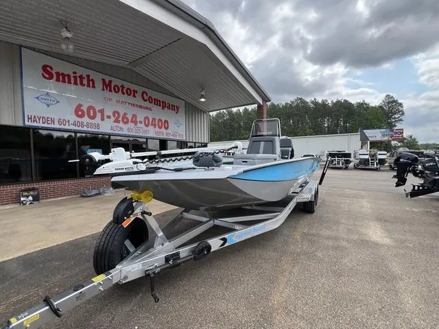 Slide: The Image of Xpress X23B Lounge 2025 - 2