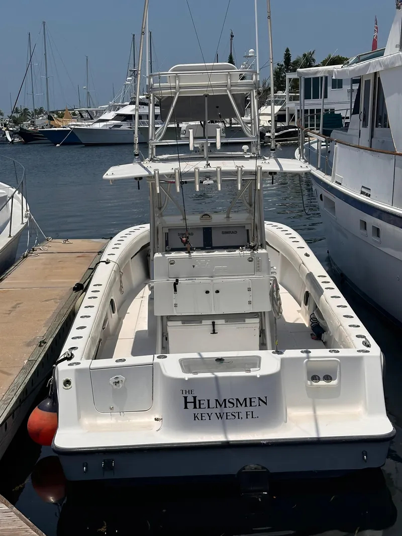 Slide: The Image of SeaVee Inboard 2006 - 1