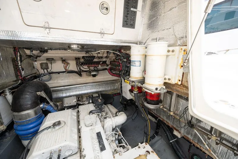 Slide: The Image of SeaVee Inboard 2006 - 20