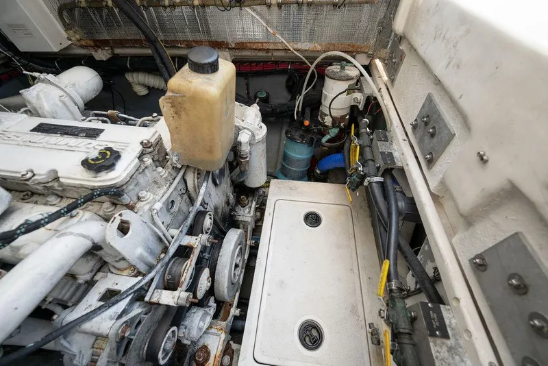 Slide: The Image of SeaVee Inboard 2006 - 21