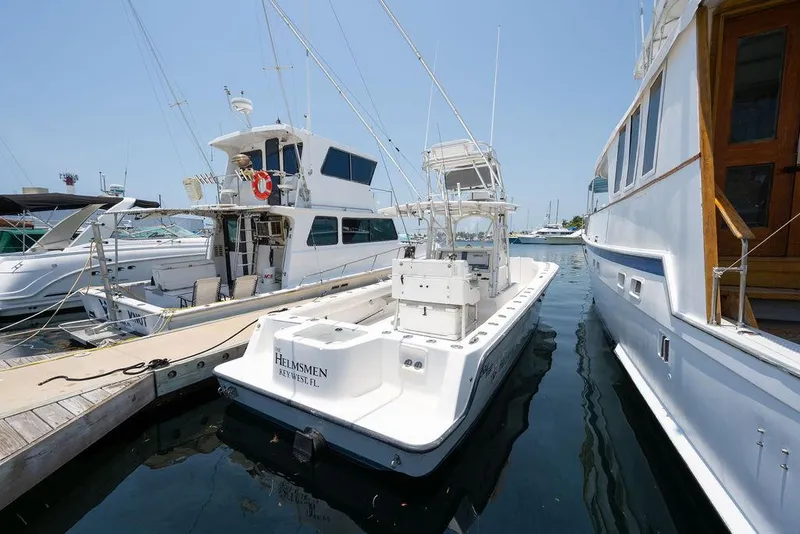 Slide: The Image of SeaVee Inboard 2006 - 3