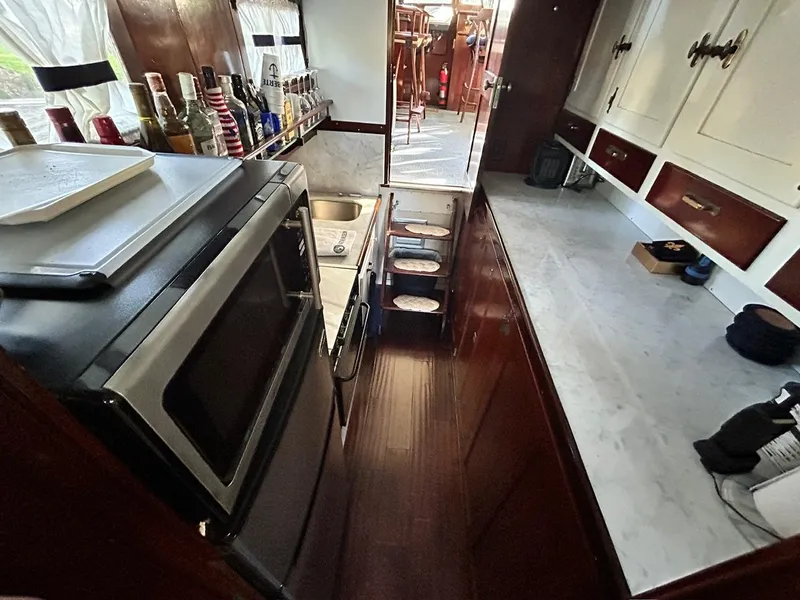 Slide: The Image of Classic ACF 47' Motor Yacht 1930 - 76