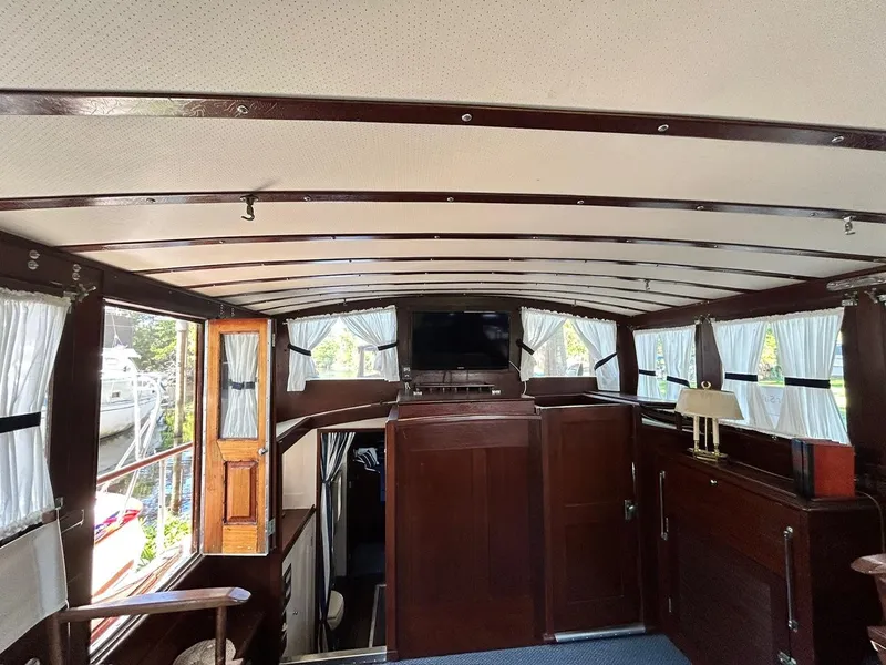 Slide: The Image of Classic ACF 47' Motor Yacht 1930 - 58