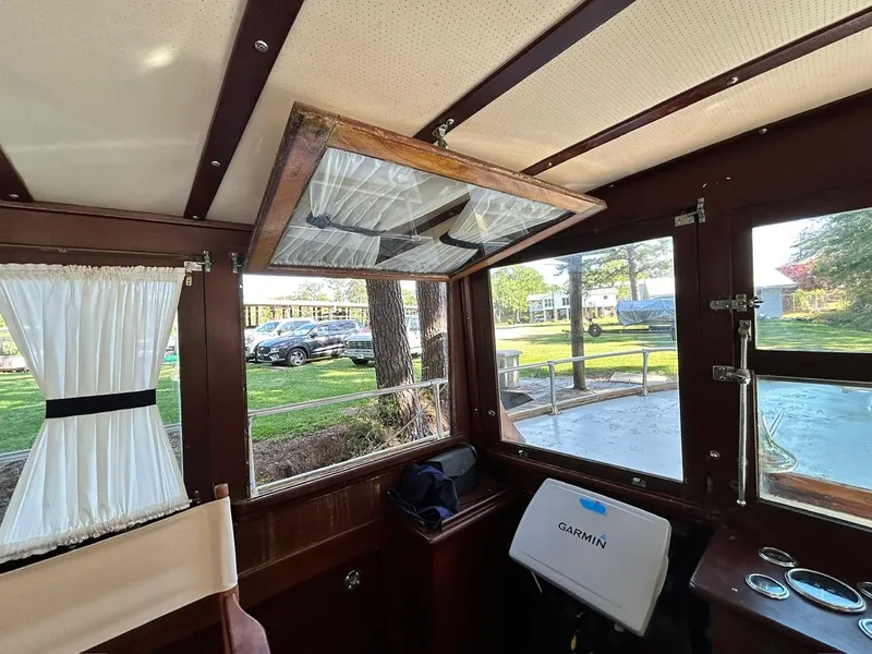 Slide: The Image of Classic ACF 47' Motor Yacht 1930 - 51