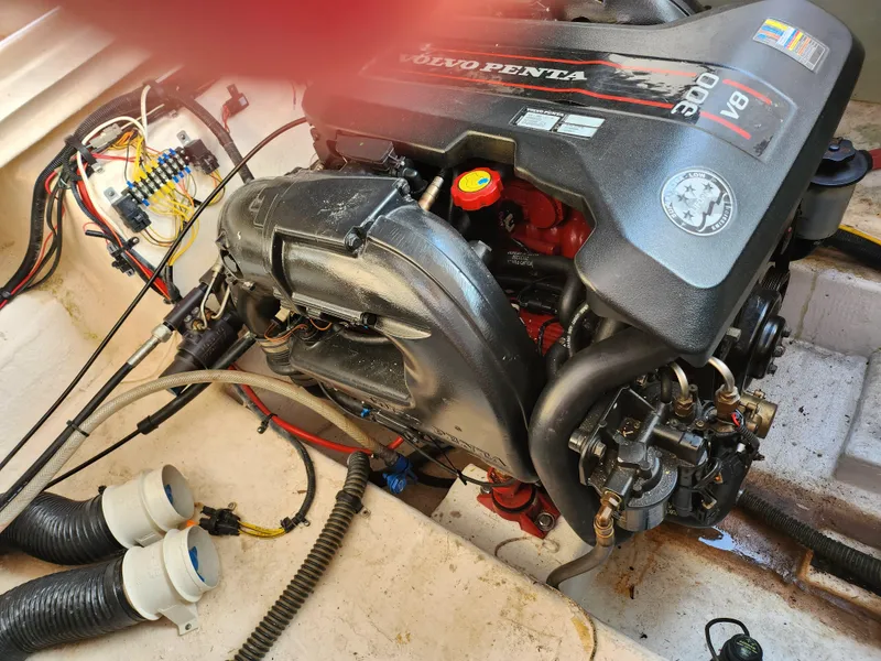 Slide: The Image of Chaparral 270 Signature 2013 - 6