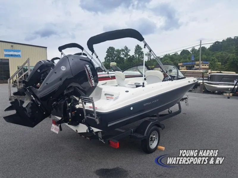 Slide: The Image of Bayliner 160 Bowrider 2022 - 3