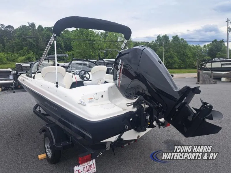 Slide: The Image of Bayliner 160 Bowrider 2022 - 5