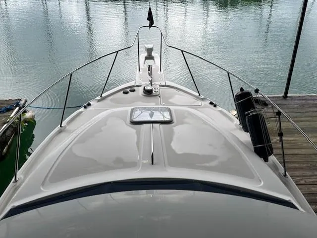 Slide: The Image of Bayliner 3388 Command Bridge 2000 - 14