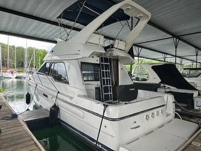 Slide: The Image of Bayliner 3388 Command Bridge 2000 - 2