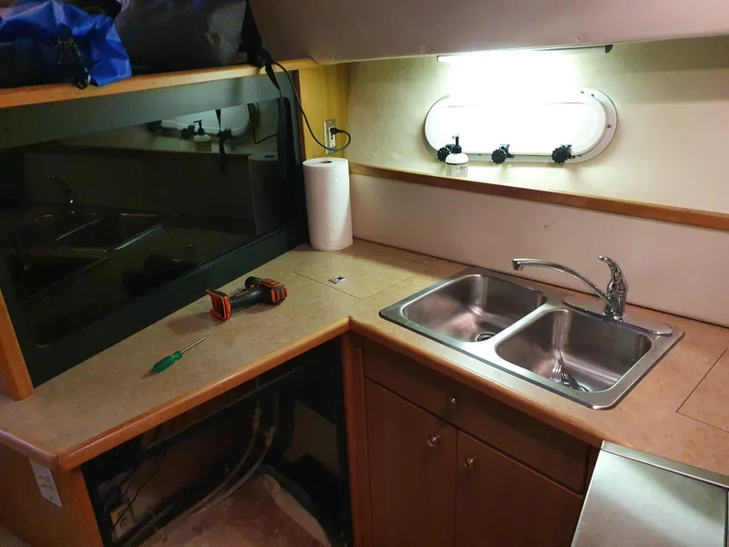 Slide: The Image of Bayliner 3388 Command Bridge 2000 - 22