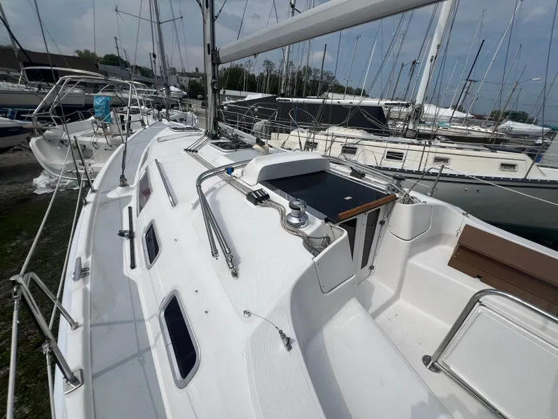 Slide: The Image of 2005 Hunter 36 sailboat deck view in marina. - 12