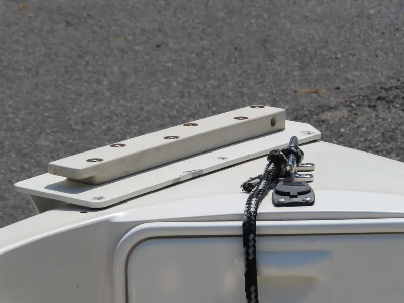 Slide: The Image of Close-up of 2013 Stingray 195LX boat bow with cleat and rope. - 10