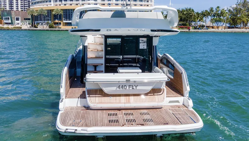 Slide: The Image of 2025 Galeon 440 Fly yacht on water, rear view. - 3