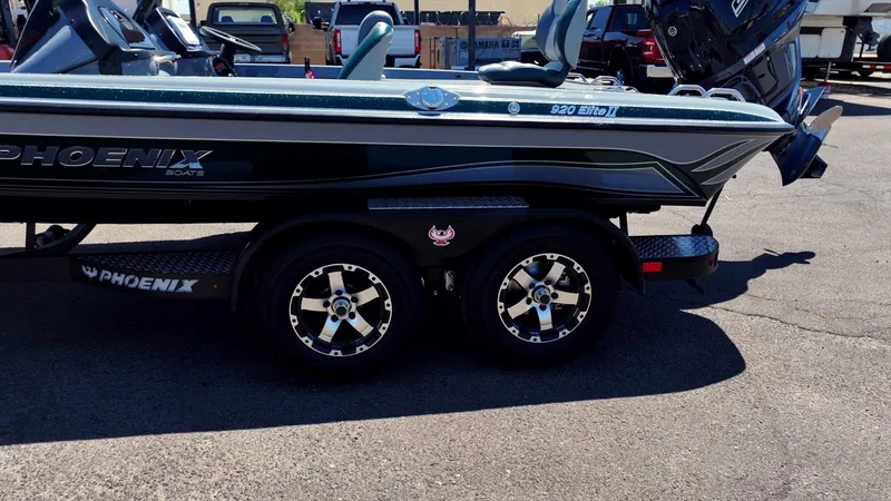 Slide: The Image of Phoenix 920 Elite II - 13