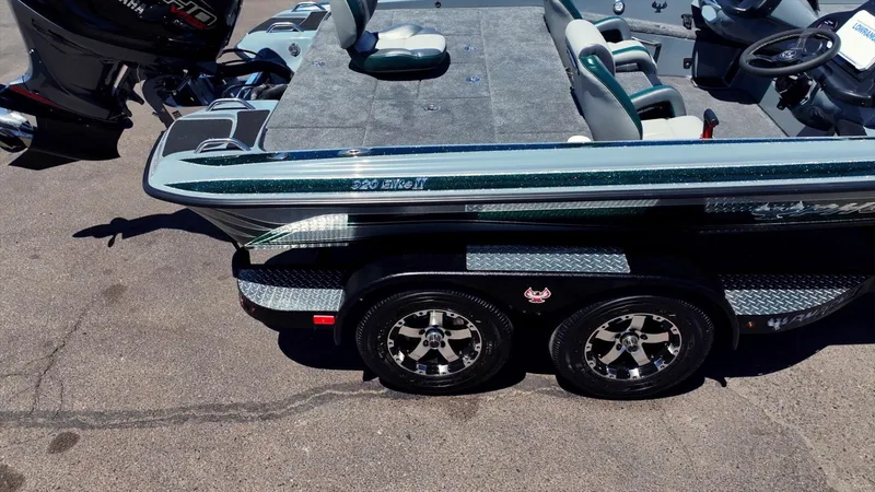 Slide: The Image of Phoenix 920 Elite II - 17