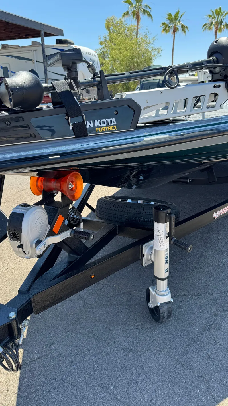 Slide: The Image of Phoenix 920 Elite II - 33