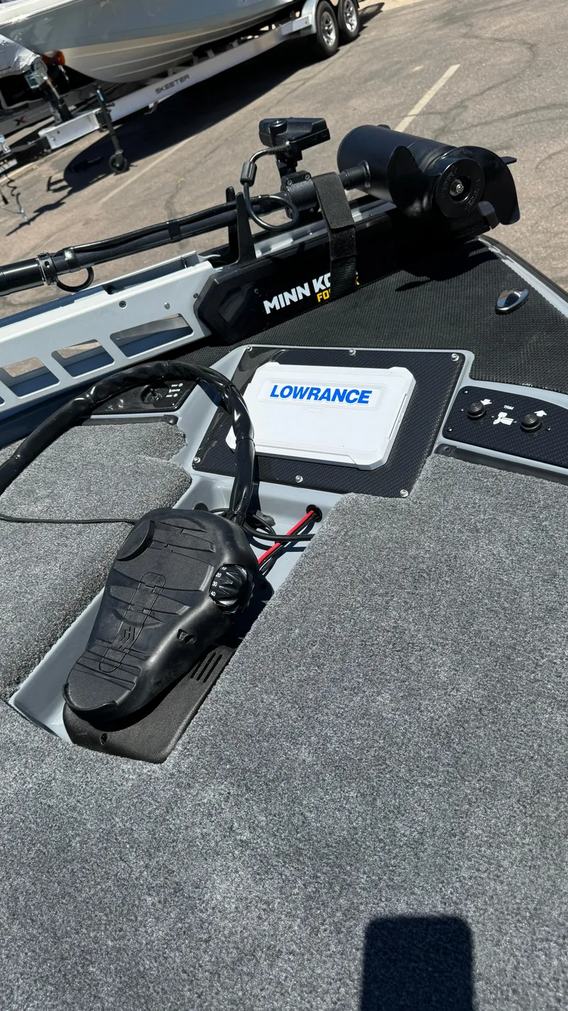 Slide: The Image of Phoenix 920 Elite II - 37