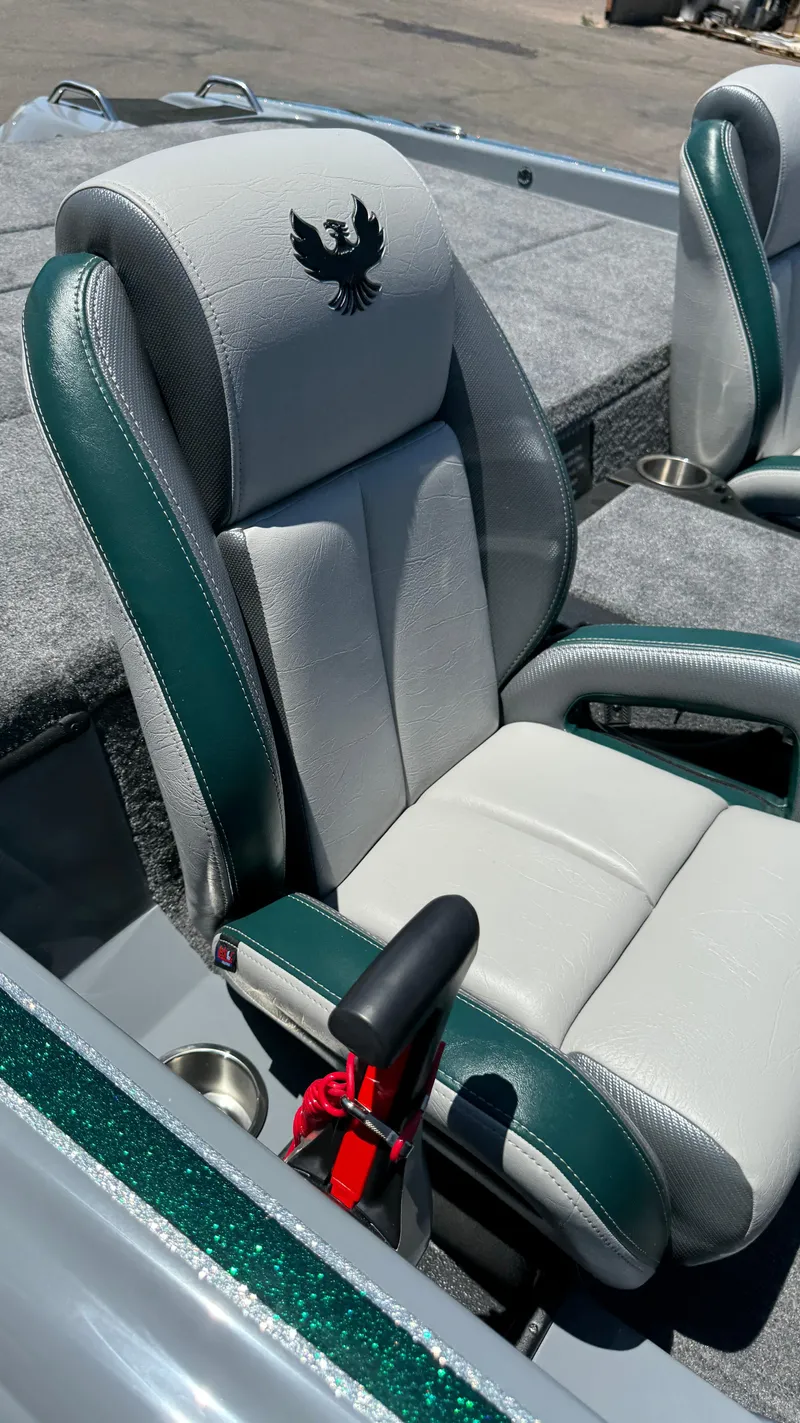 Slide: The Image of Phoenix 920 Elite II - 40