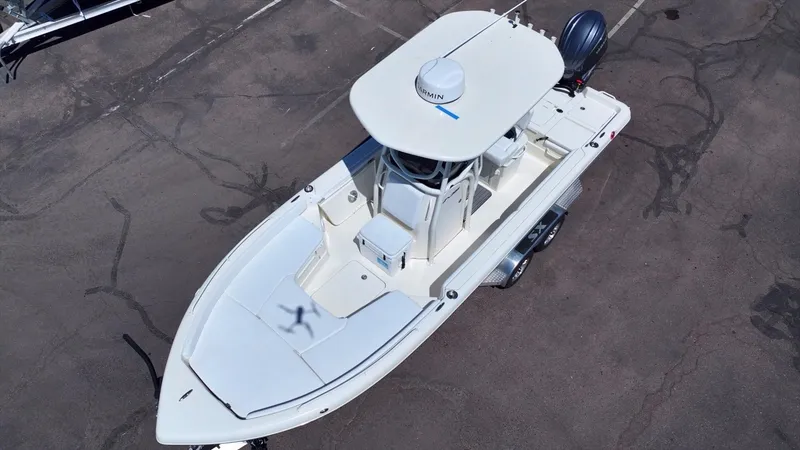 Slide: The Image of Skeeter SX2550 Family - 13