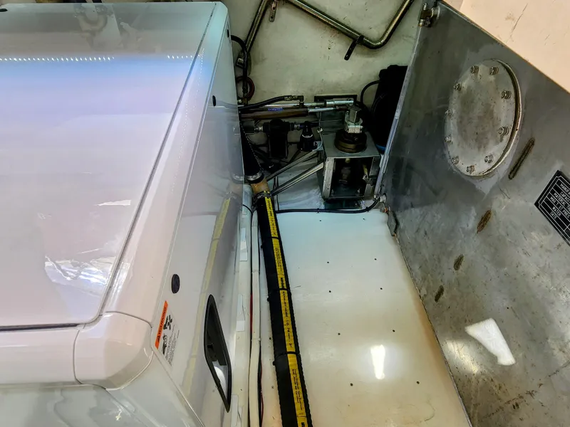 Slide: The Image of Hi-Star Yacht Fisher 55 1987 - 56