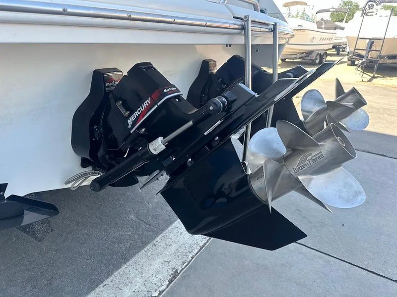 Slide: The Image of 1999 Formula 330 SS boat with MerCruiser outdrive and propellers. - 48
