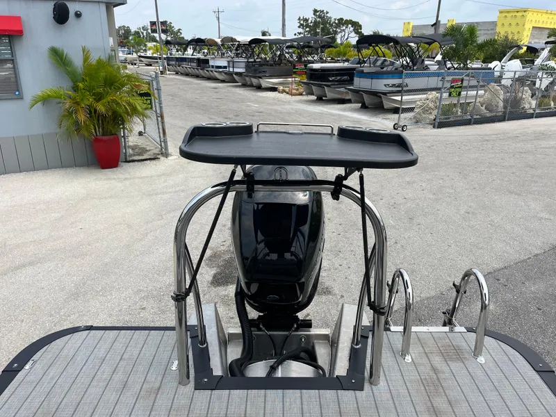 Slide: The Image of 2023 Avalon 2585 Excalibur LTD Tri Toon with Mercury Racing 400R engine. - 10