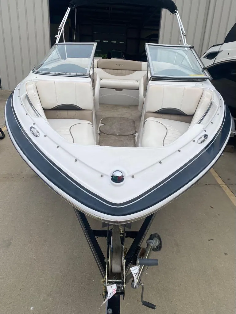 Slide: The Image of Four Winns 190 Horizon 2005 - 9