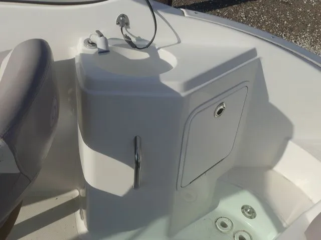 Slide: The Image of Hurricane Sun Deck 2200 2018 - 16