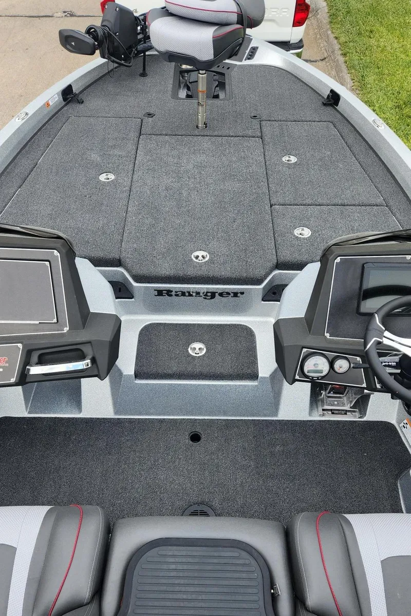 Slide: The Image of 2024 Ranger Z519 Garmin Ranger Cup Equipped boat interior with advanced navigation systems. - 4