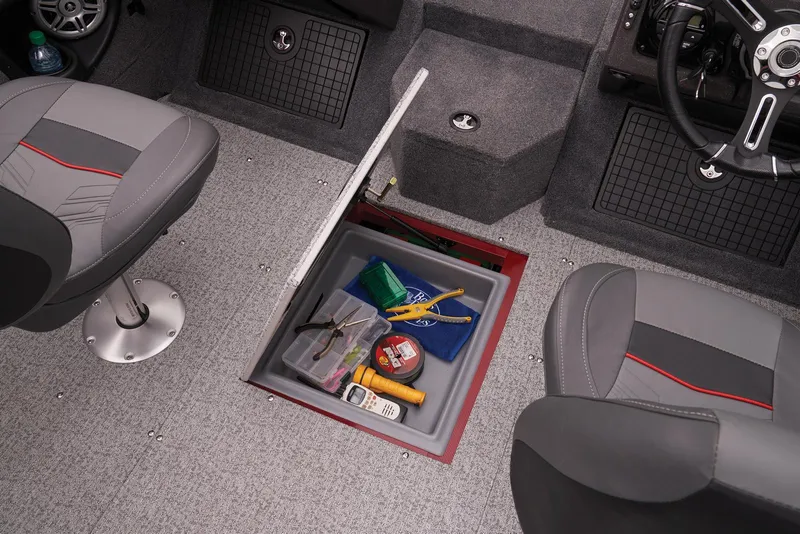 Slide: The Image of Tracker Targa V-19 Combo 2024 - 32